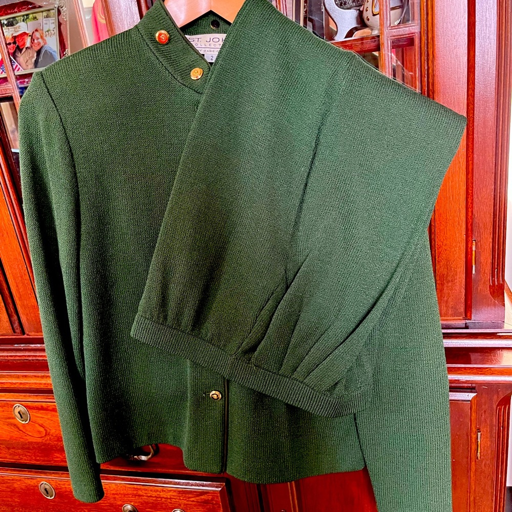 Vintage St John pants suit.